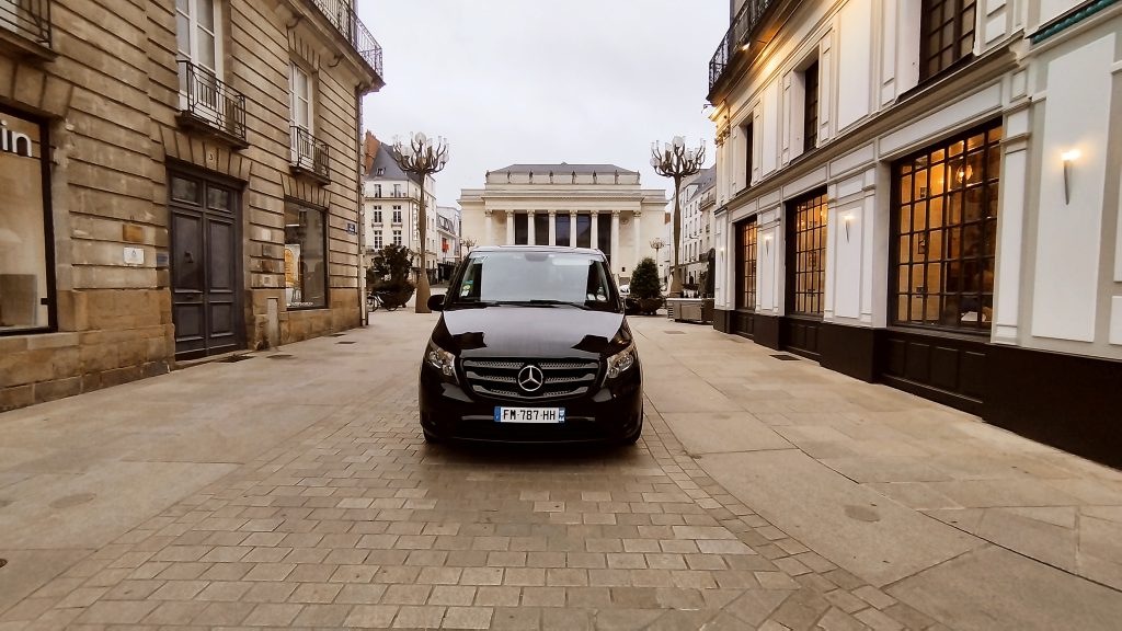 Van VTC à Nantes